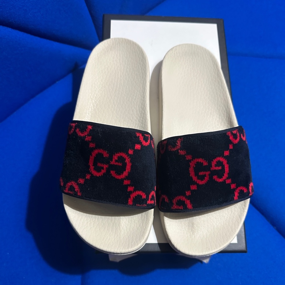 Gucci Women's Blue and Red terrycloth GG print  Slide Sandals